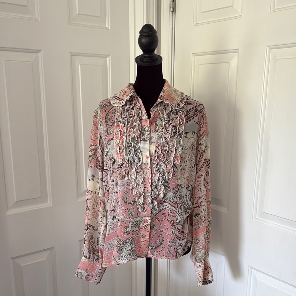 Belissimo Pastel Ruffled Button Down Blouse - Picture 1 of 12